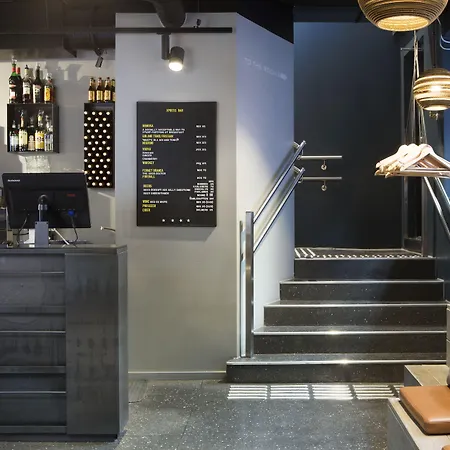 Hotel Comfort Xpress Station