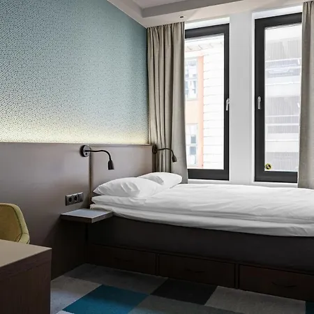 Comfort Xpress Station Hotel 3*