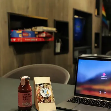 Hotel Comfort Xpress Station