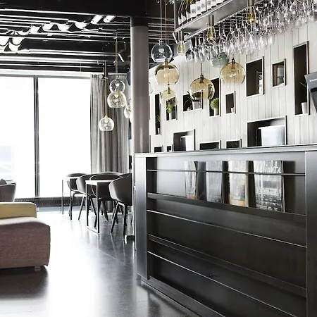 Comfort Xpress Station Hotel 3*